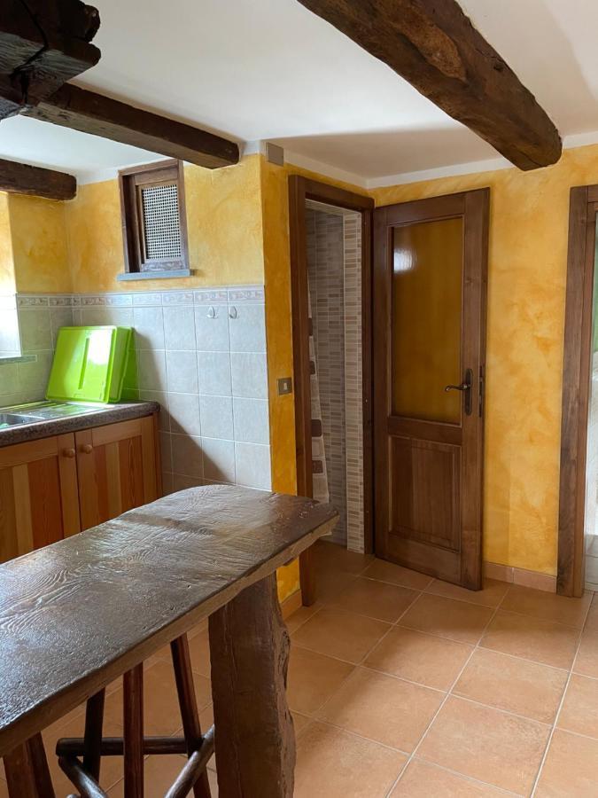 Casa Vacanze La Carbunera Villa Domodossola Luaran gambar