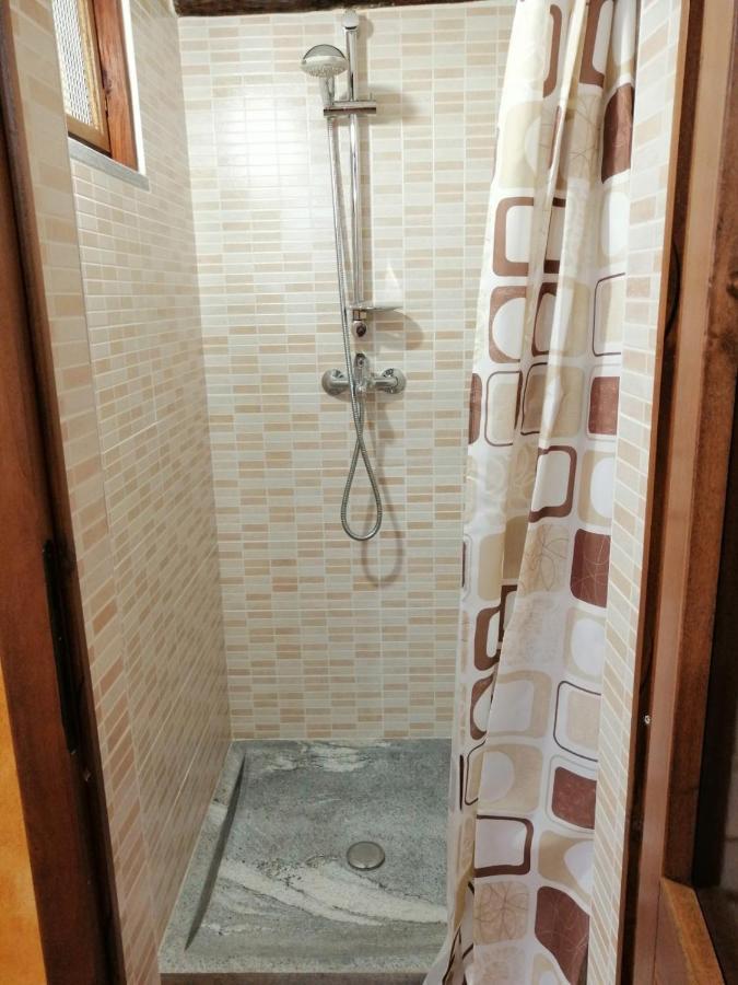 Casa Vacanze La Carbunera Villa Domodossola Luaran gambar